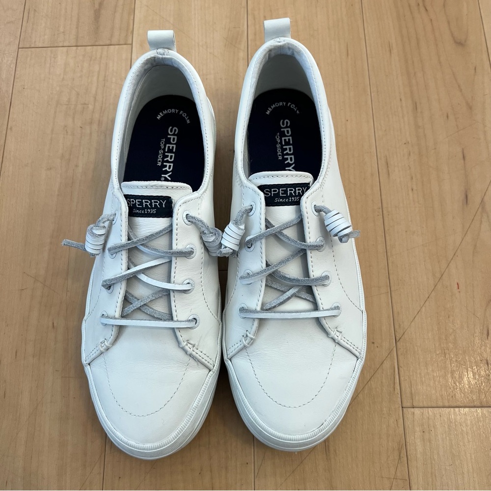 Sperry White Flats with Textured Fabric and Simple Design